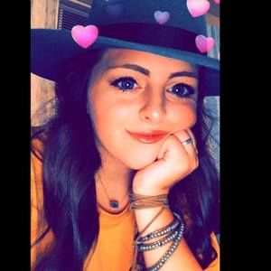 Meet your Posher, Hayley